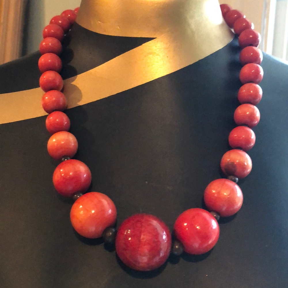 Awesome extremely lightweight wooden beads